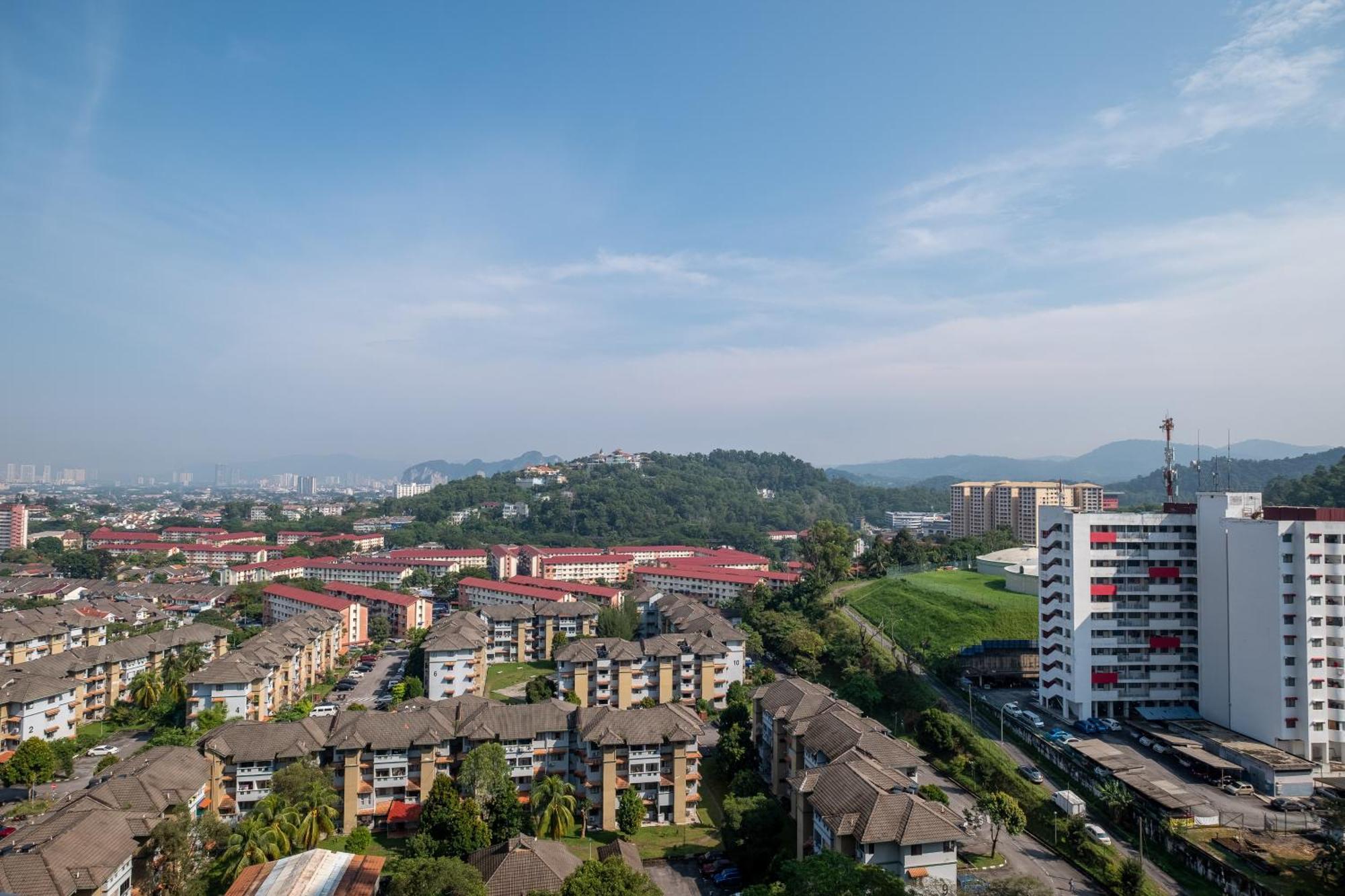 Kids Dream Home With Slides 4Bedroom2Bath 14Pax Lrt Kuala Lumpur Exterior photo