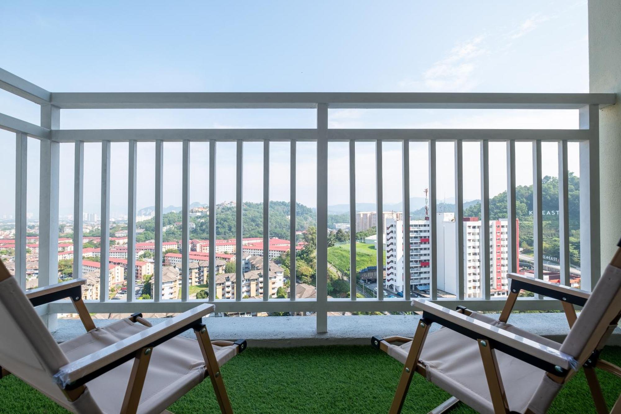 Kids Dream Home With Slides 4Bedroom2Bath 14Pax Lrt Kuala Lumpur Exterior photo